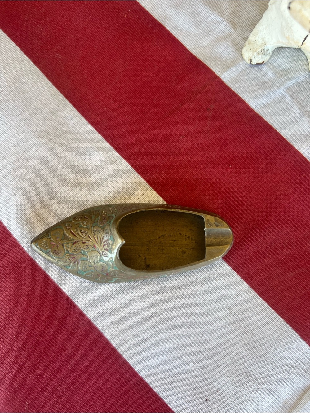 Brass Decorative Pointed Shoe Trinket Dish in Gold Tone